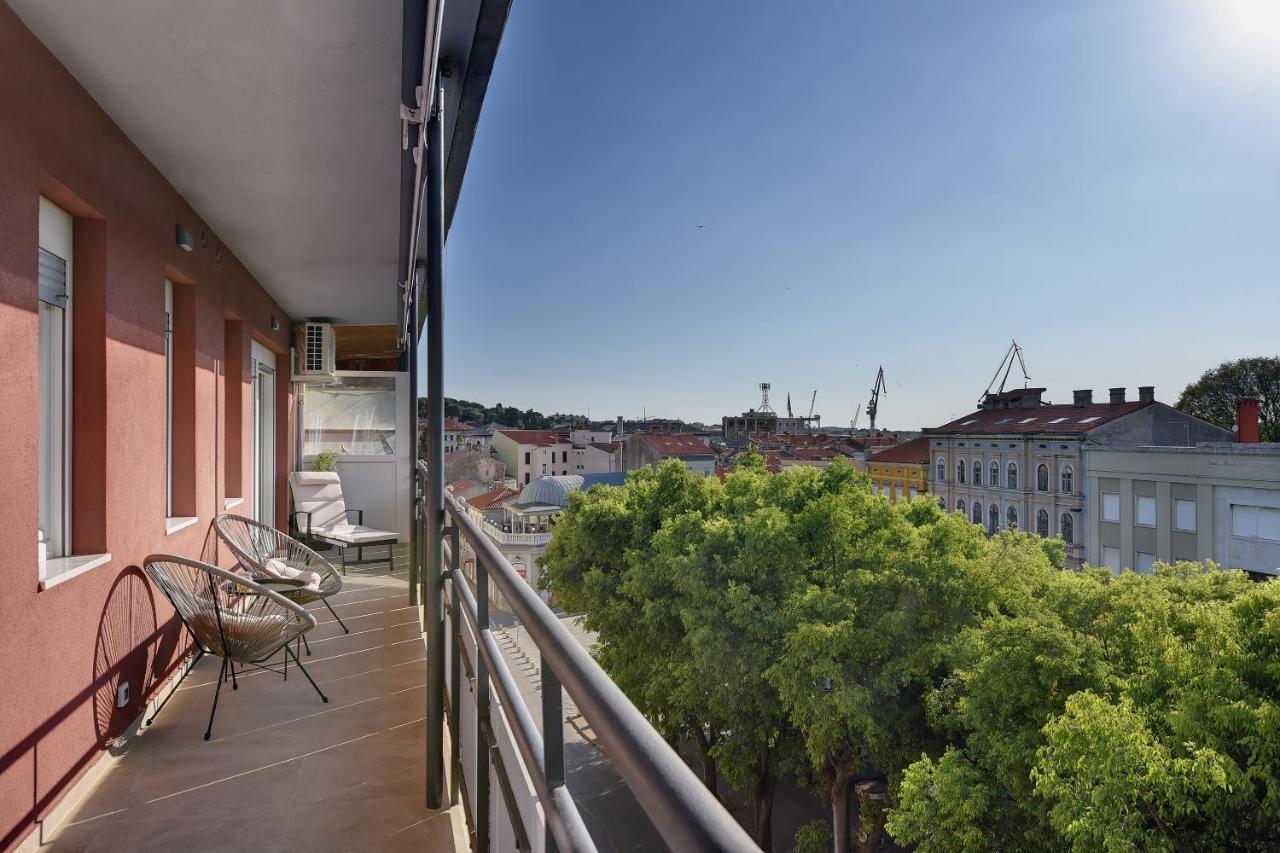 Giardini Penthouse Apartment Pula Eksteriør billede